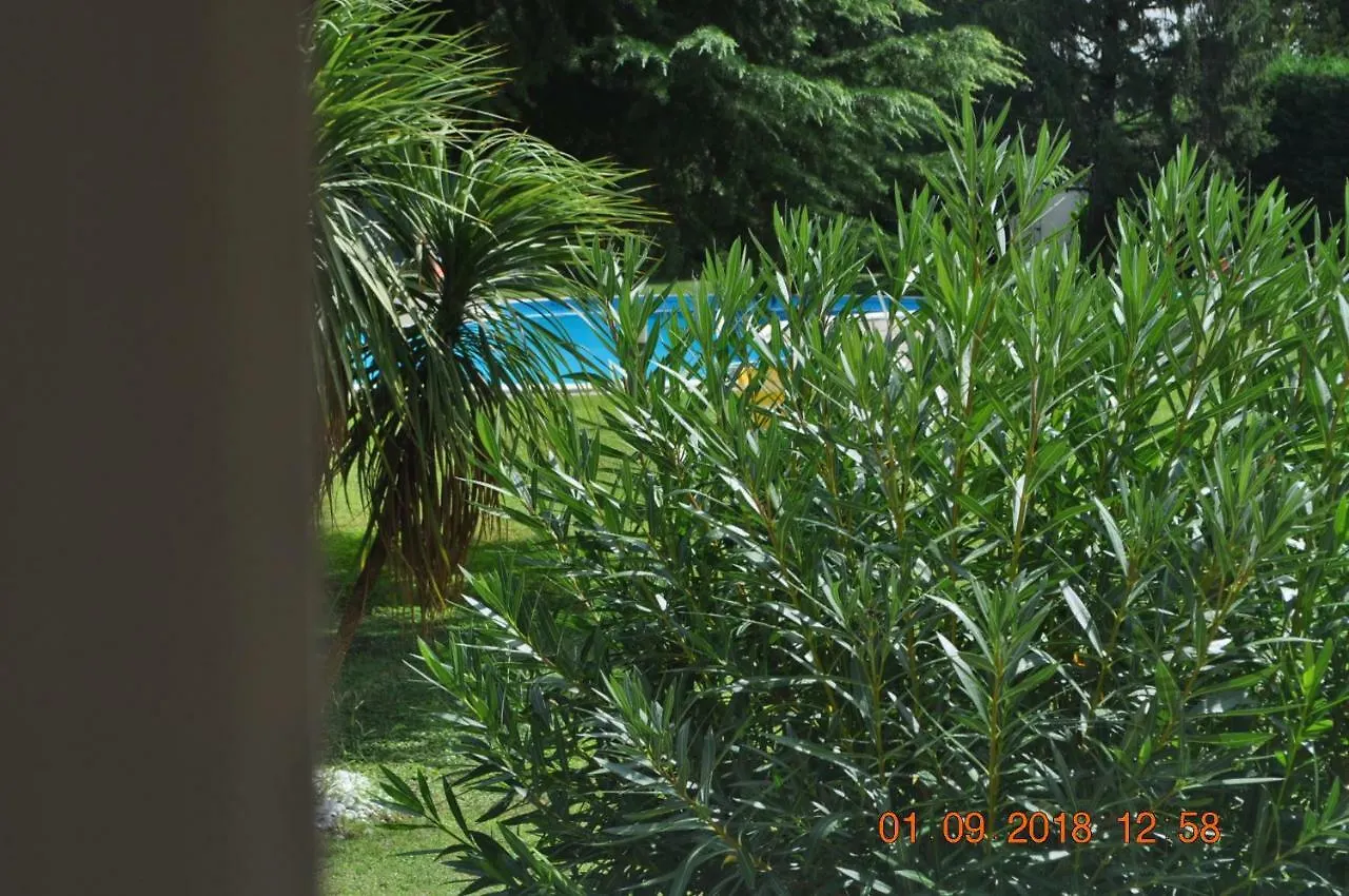 Apartment Casa Al Lago Sirmione Italy